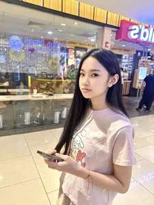 Hoang Kieu’s Granddaughter Stuns Public with Pageant-Ready Beauty - image 6