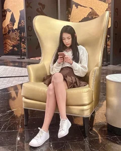 Hoang Kieu’s Granddaughter Stuns Public with Pageant-Ready Beauty - image 1