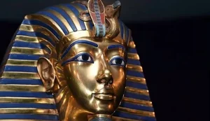Uncovering the Hidden Chambers: The Quest for the Queen Buried with Tutankhamun - image 5