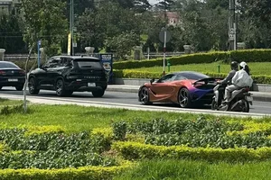 McLaren 750S Supercar: A Rare Engineering Marvel Spotted in Da Lat - image 1