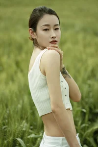 YiTuYu Art Language Vol.9740: Stunning Portrait Gallery Featuring Zou Xue - image 25