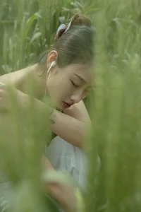 YiTuYu Art Language Vol.9740: Stunning Portrait Gallery Featuring Zou Xue - image 16