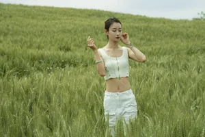 YiTuYu Art Language Vol.9740: Stunning Portrait Gallery Featuring Zou Xue - image 19