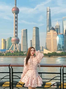 Vietnamese Star HIEUTHUHAI Dominates the Stage with Early Week Shows - image 0