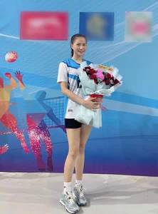 Gen Z Volleyball Stars: Balancing Athletic Excellence and Casual Glamour - image 13