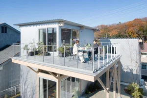 Innovative 115m2 Multi-Functional Design: Seamlessly Combining Home, Office, and Cafe - image 4