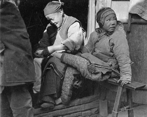 A Journey Through Time: Landscapes and People of China 100 Years Ago - image 10