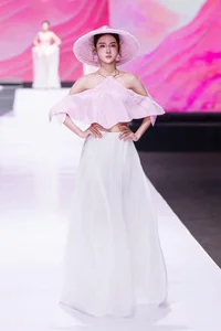 Model Kim Anh: Turning Industry Pressure into Personal Motivation - image 3
