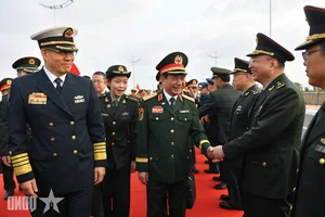 General Phan Van Giang Leads Vietnamese Delegation to China - image 0