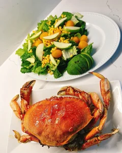 Miss Universe Vietnam Pham Huong Shares Luxury Kitchen Secrets and Gourmet Cooking - image 3