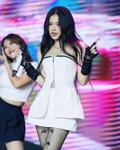 Linh Ka Bold Fashion Statements and Rise as a Vietnamese Pop Artist - image 0