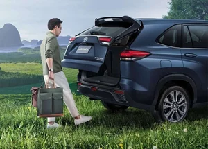 Toyota Innova Zenix Launches in Thailand: Features, Hybrid Engine, and Release Details - image 3