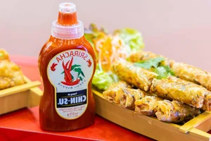 Chin-su Sriracha Chili Sauce Takes Japan by Storm: A Spicy Fusion at Foodex 2024 - image 0