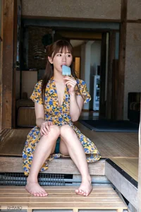 Mirei Uno Graphis Gals Ephemerality Vol.1-2: A Stunning 42-Page Digital Photo Collection - image 5