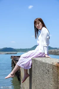 Mirei Uno Graphis Gals Ephemerality Vol.1-2: A Stunning 42-Page Digital Photo Collection - image 0