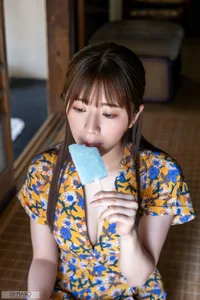 Mirei Uno Graphis Gals Ephemerality Vol.1-2: A Stunning 42-Page Digital Photo Collection - image 1