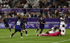 Olympic 2024 Football: Japan and France Secure Early Quarterfinal Berths - image 1