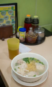 The Ultimate Hong Kong Food Tour: From Local Street Eats to High-End Michelin Dining - image 7