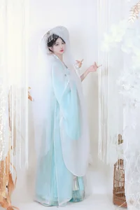 Sophisticated Visuals: YiTuYu Art Language Vol.6386 Qi Luo Sheng De Xiao Su Su - image 2