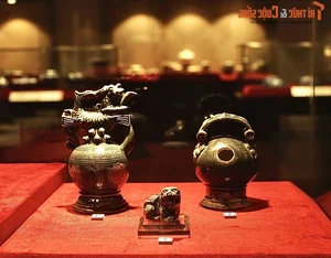 Priceless Vietnamese Ceramic Artifacts: A Journey Through Centuries of Artistry - image 5