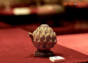 Priceless Vietnamese Ceramic Artifacts: A Journey Through Centuries of Artistry - image 13