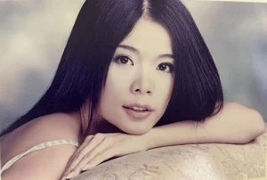 Singer My Le Stuns Fans with Radiant Youthful Photos Resembling a Beauty Queen - image 5