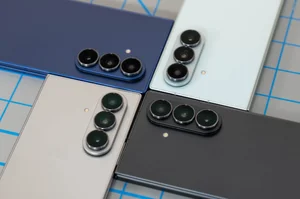 Samsung Galaxy Z Fold7: Ultra-Thin Design and Premium Features Redefining Foldable Technology - image 11