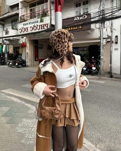 Why Earthy Brown is the Hottest Fashion Color Trend of 2025 - image 9