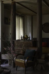 Traditional Vietnamese Architecture Meets Modern 5-Story Townhouse in Hanoi - image 3