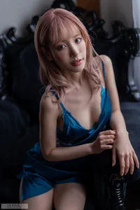 Explore the Vibrant Summer Aesthetic of Kana Momonogi in the Exclusive Graphis SUMMER SPECIAL 2020 Change Part02 Photo Collection - image 6