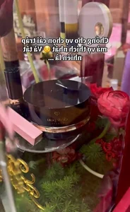 Viral Sensation: The Unique $700 Wedding Tray Set Taking Over Social Media - image 6