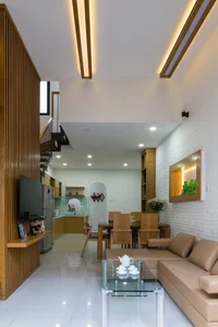 Inside a 50m2 Urban Townhouse: Maximizing Light and Greenery - image 2