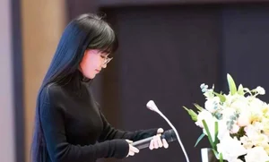 Hidden Moments of Li Ziqi: The 'Pastoral Queen' and the Challenges Behind Her Perfect Content - image 8