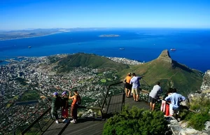 Exploring the Majestic Beauty of Table Mountain: Africa's Legendary Flat-Top Wonder - image 1