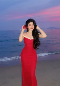 Quyen Linh's Daughter Blossoms into a Fairytale Muse - image 3