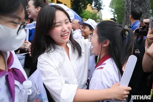 Phuong My Chi and Miss Bao Ngoc Support Students During HCMC Exam Season - image 1