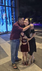 Vietnamese Celebrity Updates: MC Dan Le’s Family Life and Song Luan’s Marriage Rumors - image 42