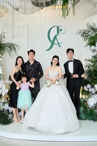 Vietnamese Celebrity Updates: MC Dan Le’s Family Life and Song Luan’s Marriage Rumors - image 13