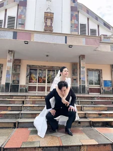 Vietnamese Celebrity Updates: MC Dan Le’s Family Life and Song Luan’s Marriage Rumors - image 0