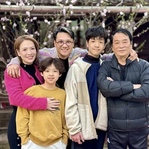 Vietnamese Celebrity Updates: MC Dan Le’s Family Life and Song Luan’s Marriage Rumors - image 40