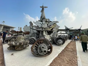 Exploring the Architectural Grandeur and Historical Significance of the Vietnam Military History Museum - image 3