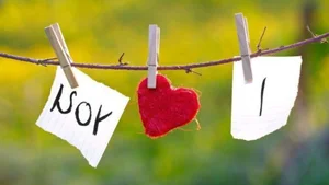 Cute and Romantic Couple Love Wallpapers for Mobile and PC - image 23