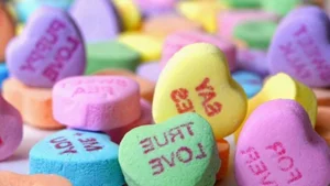 Cute and Romantic Couple Love Wallpapers for Mobile and PC - image 40