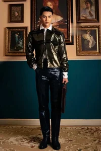 Meet the Handsome 1.83m Tall Lead Actor from the Hit Drama 'Going to the Sunny Land' - image 2