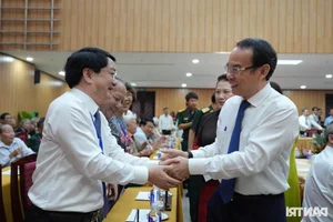 General Secretary To Lam Meets Revolutionary Veterans in Ho Chi Minh City - image 6
