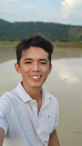 Sang Vlog's Mother Sells All Assets to Support Her Son: A Moving Family Story - image 5