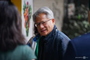 NVIDIA CEO Jensen Huang Enjoys Authentic Hanoi Pho During Vietnam Visit - image 5