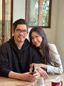 Why Doan Hai My’s Stylish Father Was Absent from Recent Family Photos - image 2