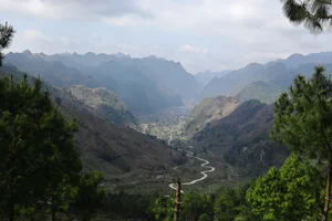 Conquering Ha Giang: A Thrilling Journey of a Hanoi Traveler - image 3