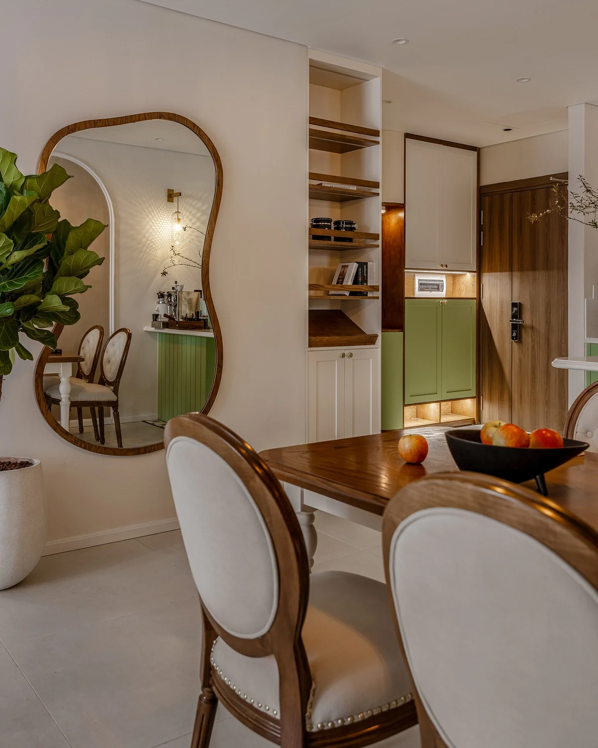Cozy 97 Square Meter Apartment Designed with a Chic Cafe Style Aesthetic